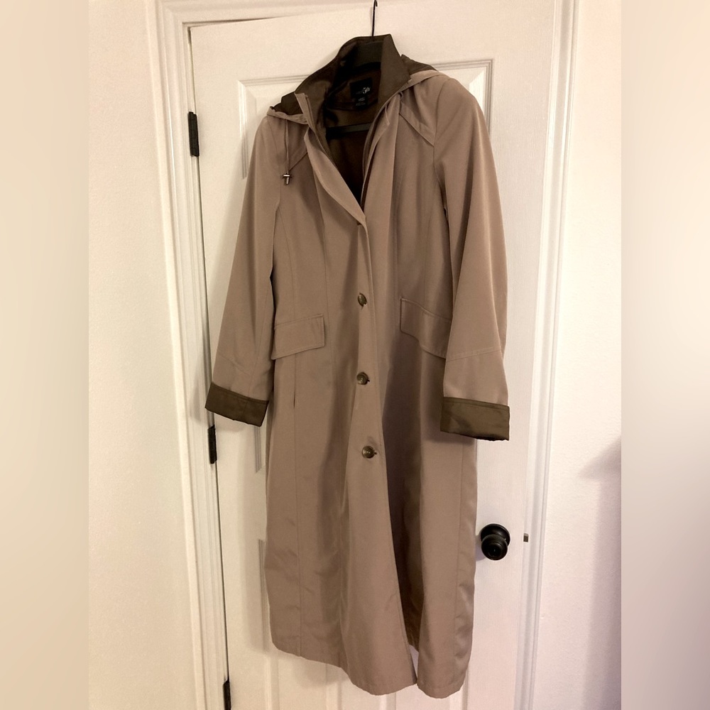 Tall woman’s Raincoat by East5th
